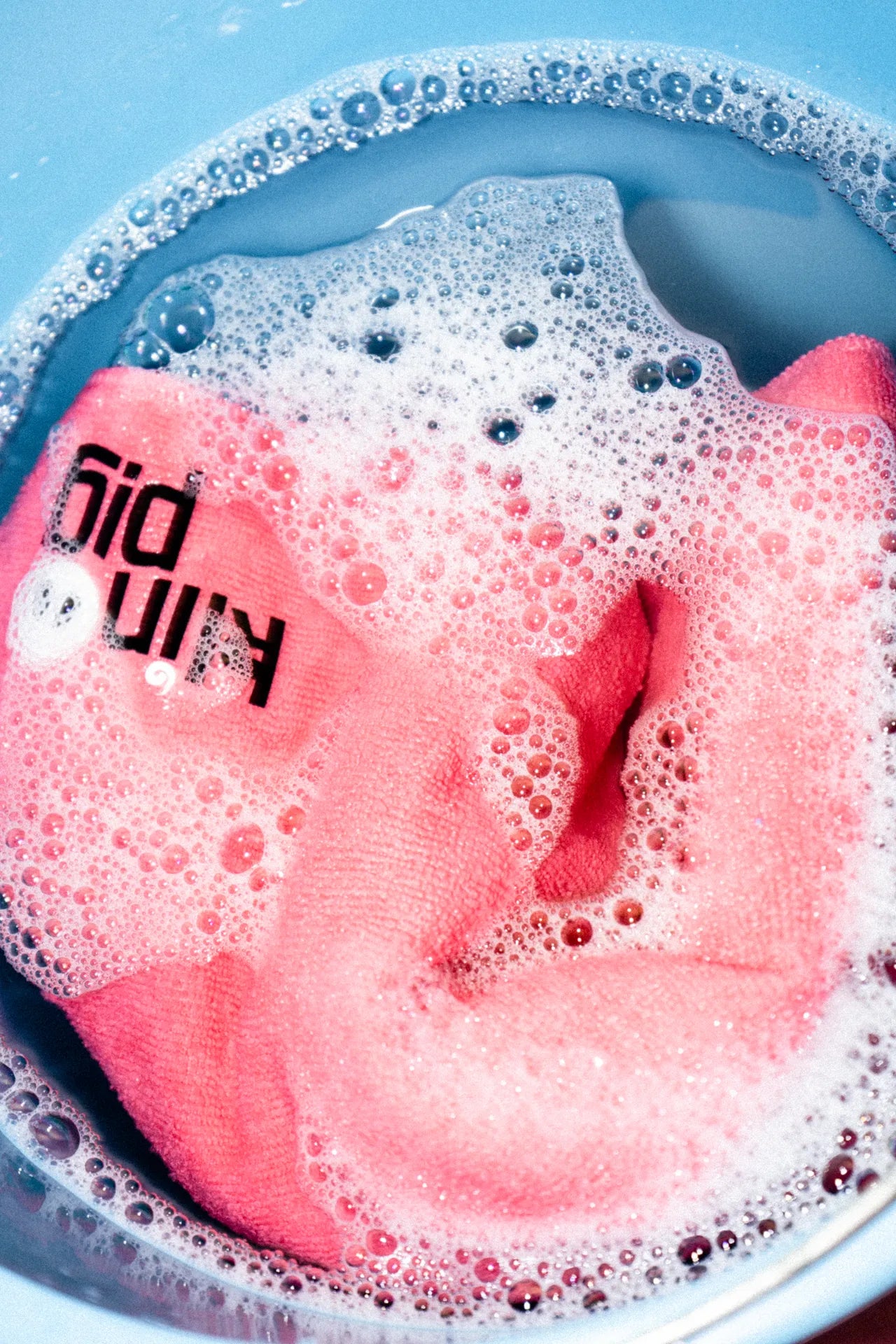 afua espuma y paño microfibra klinpig