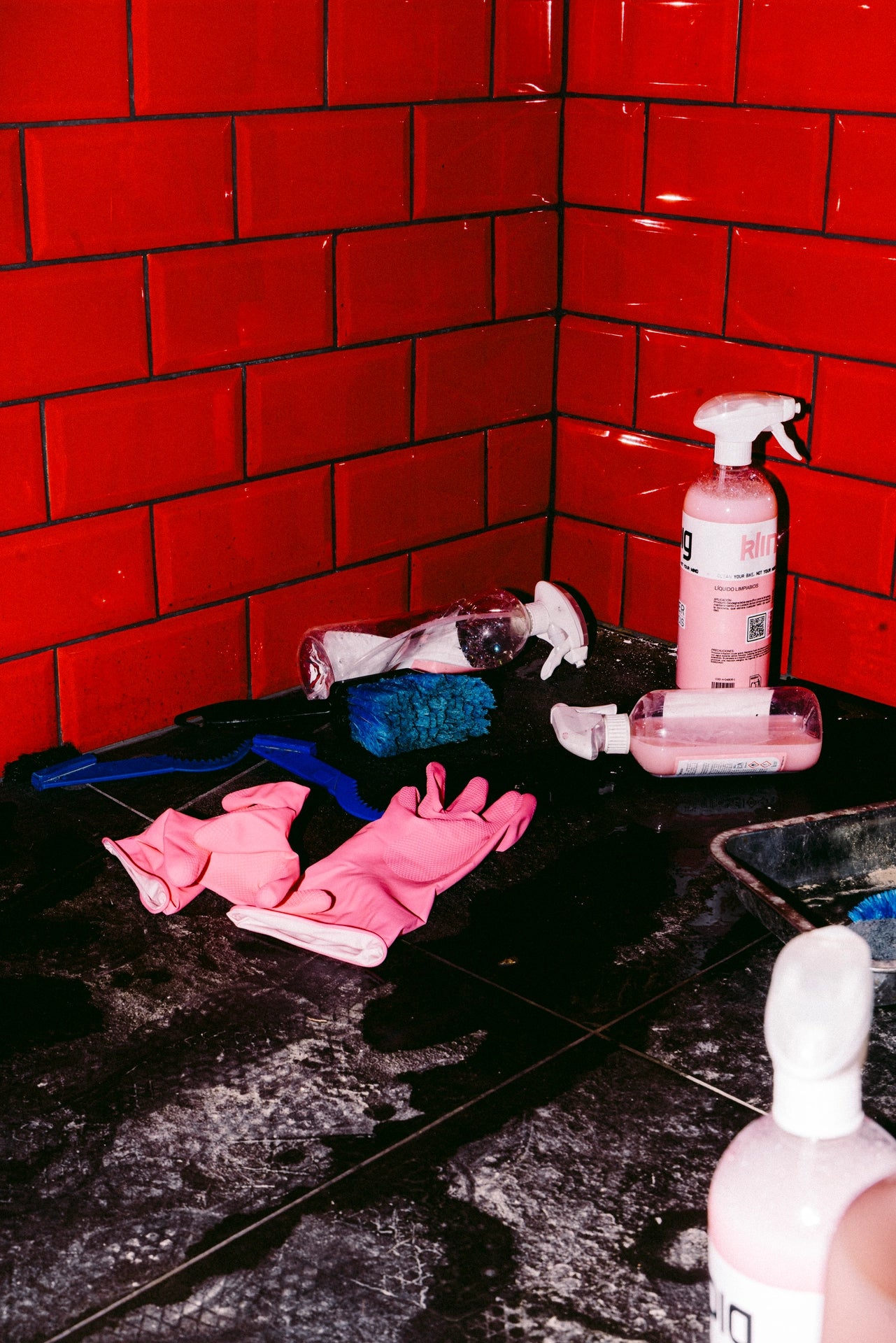 guantes rosas, rosa, pink, gloves, guantes, pink gloves, klinpig, sprays de limpieza, productos de limpieza