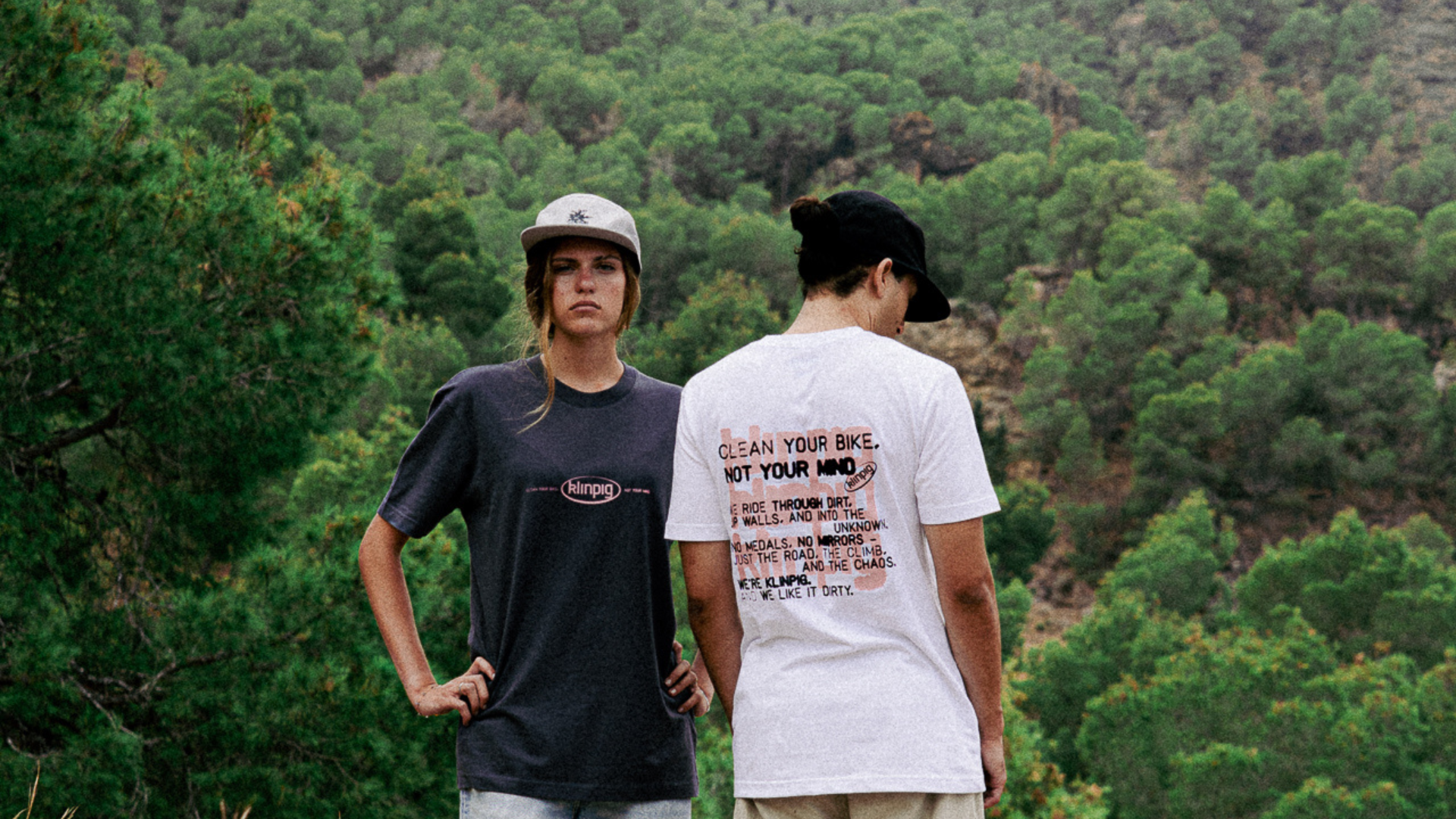 klinpig k l i n p i g, ropa de marca, rosa, moderno, montaña mountain