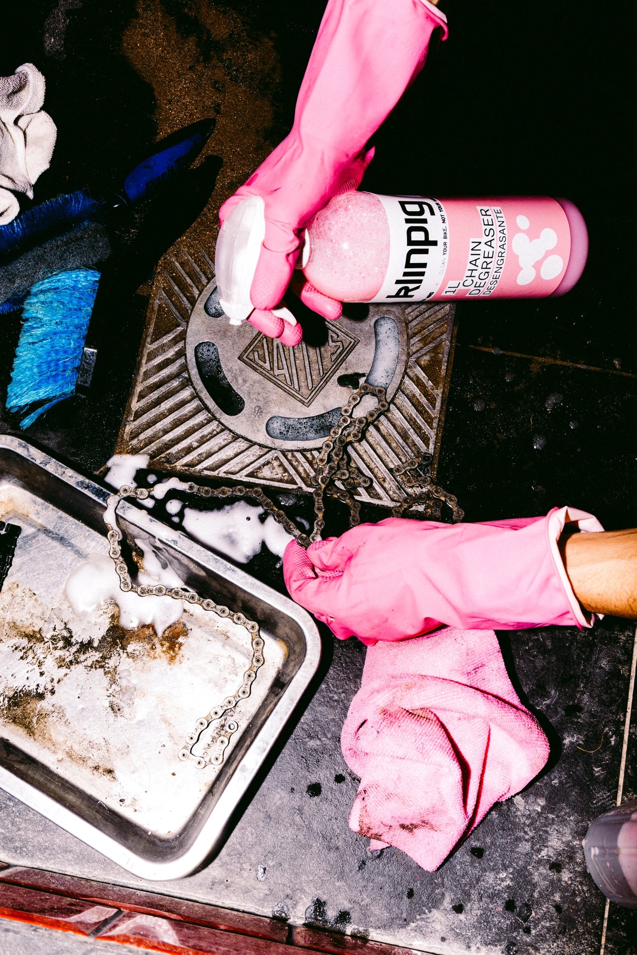 desengrasante de cadenas, cadena, cadenas, desengrasante, rosa, pink, desagüe, desague, limpieza bicis bicicletas, kilnpig, limpieza de bicis bicicletas