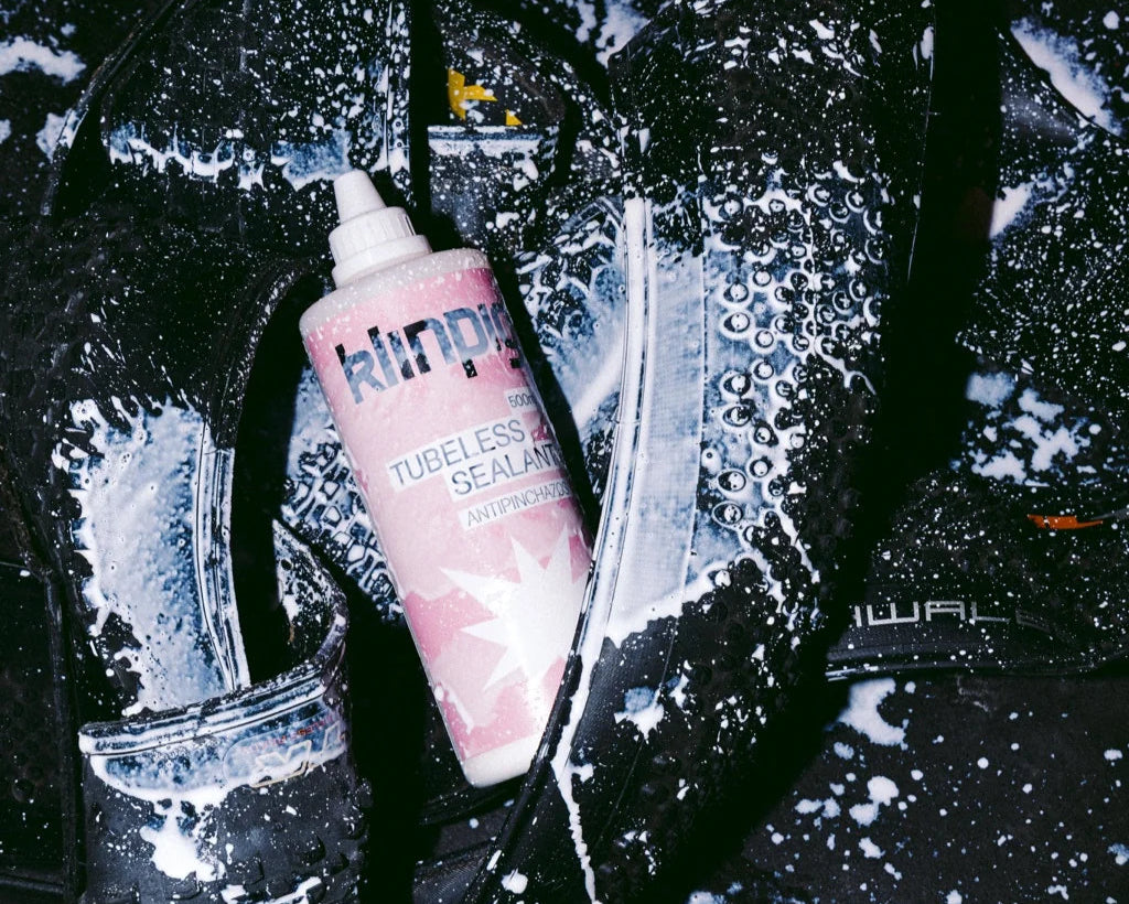 tubeless con embase rosa, neumatico bañado en tubeless